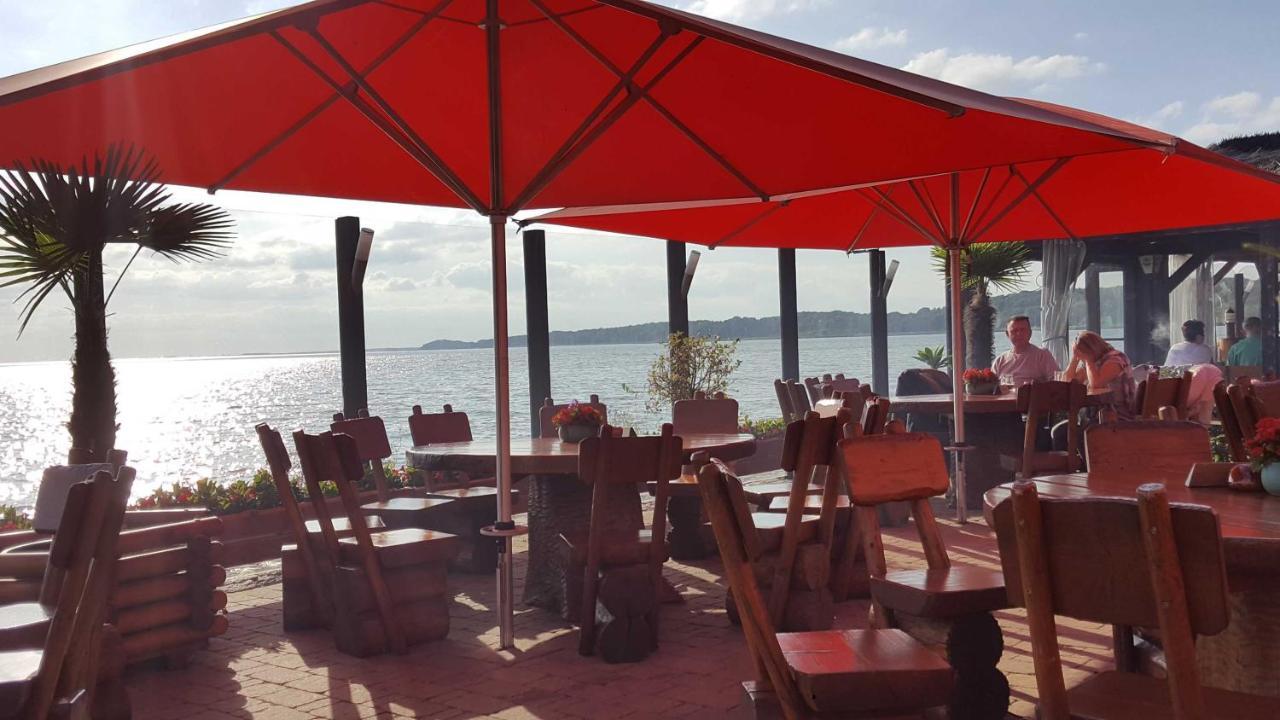 Appartement "Mondstein" Mit Penthouseflair - Oase Am Haff Garz  Ngoại thất bức ảnh
